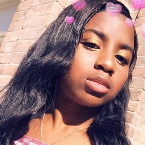 Meet your Posher, Brianna